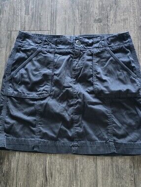 Old Navy Y2k Black Cargo Skirt Size 6